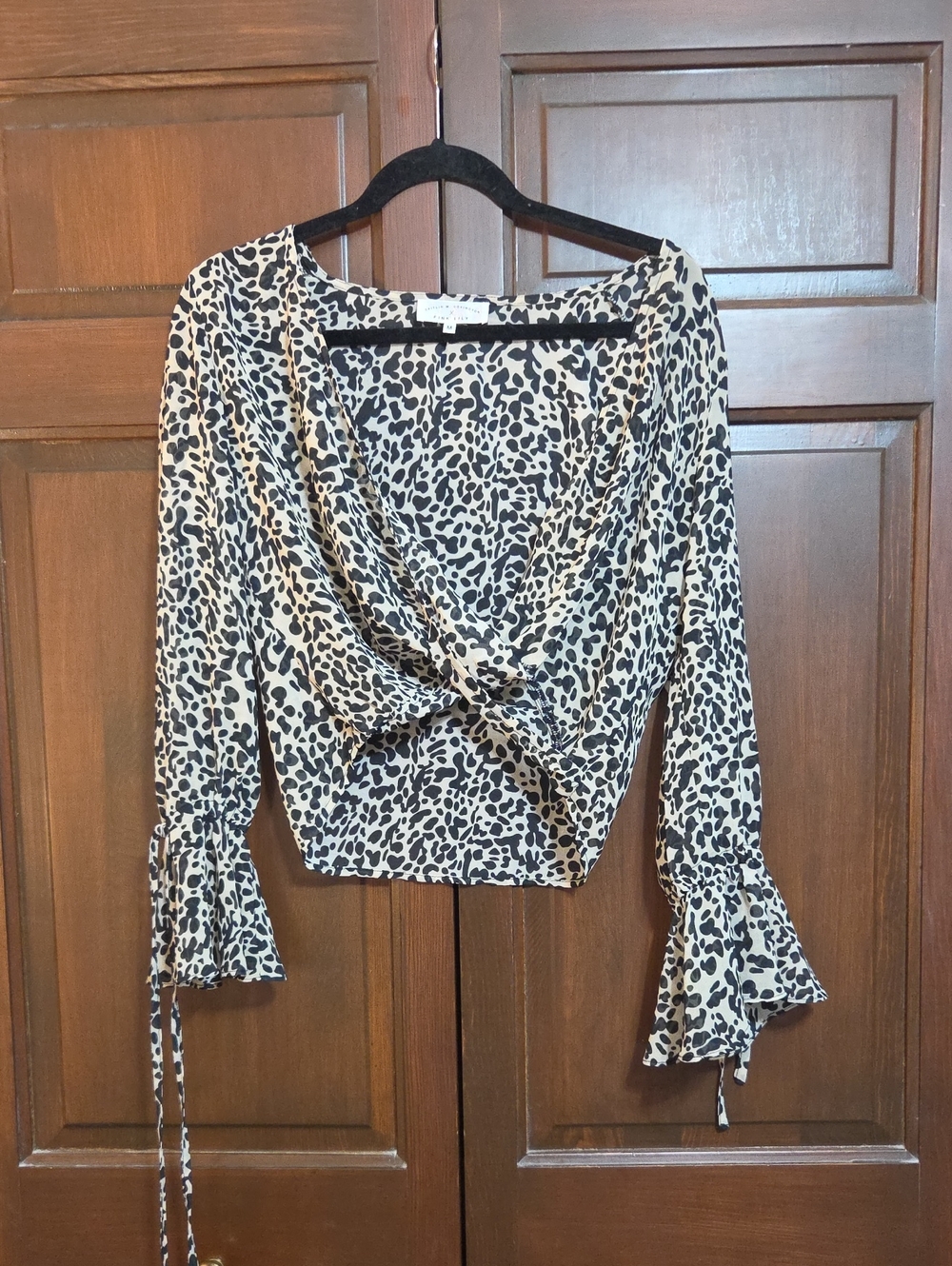 Pink Lily Cheetah Print Crop Top
